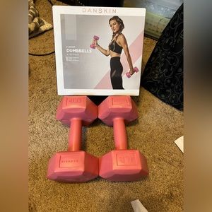2 4lb dumbbells *READ DESCRIPTION